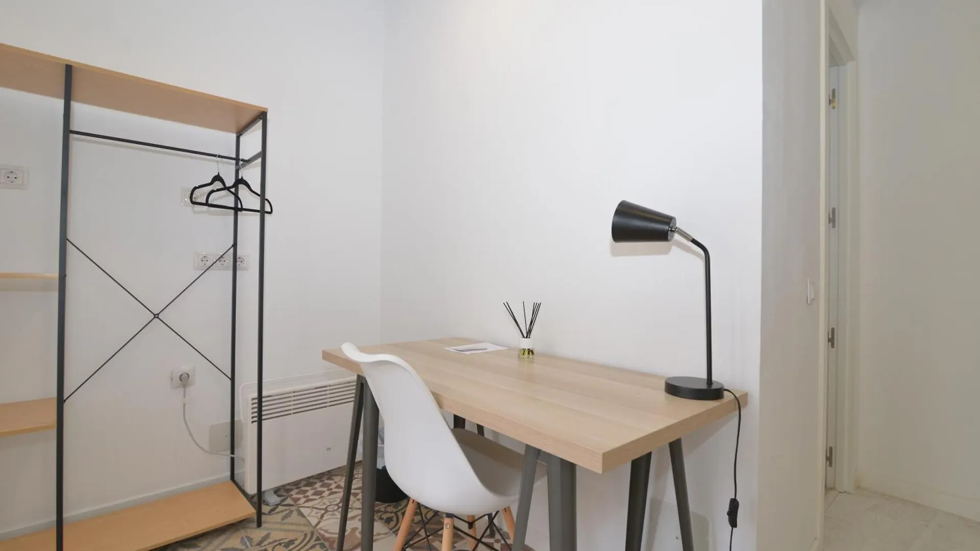 El Apartamento De San Cisneros By Just-Room Santander Spain